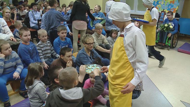 Niebieski kolor niewinności i walka z autyzmem