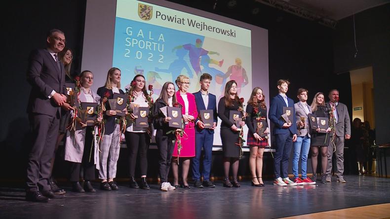 Powiat docenił najlepszych sportowców i trenerów