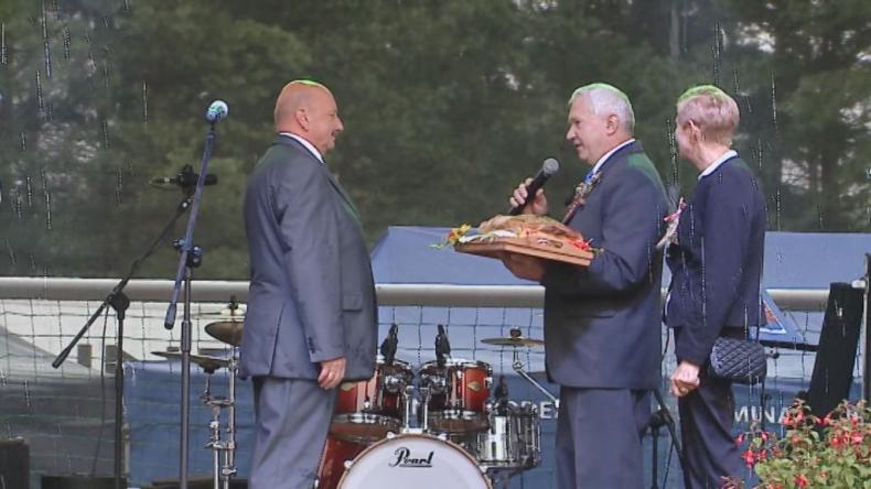 W strugach deszczu dziękowali za plony