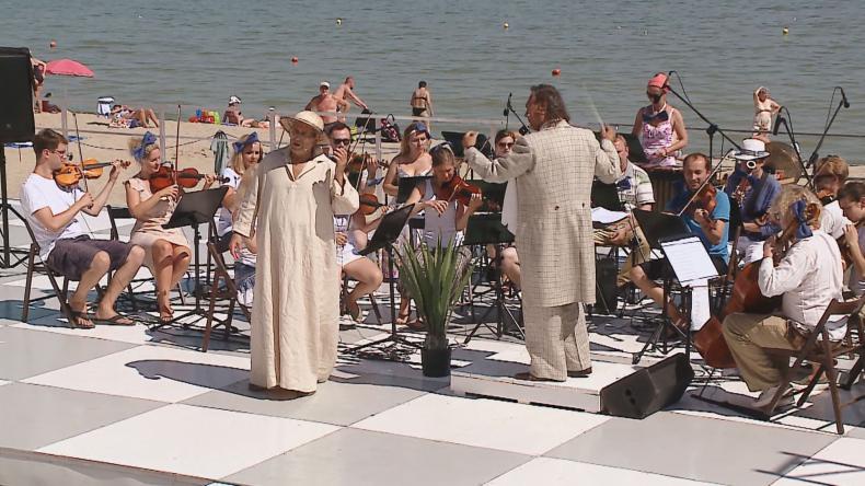 "Lokomotywa" na scenie w Orłowie