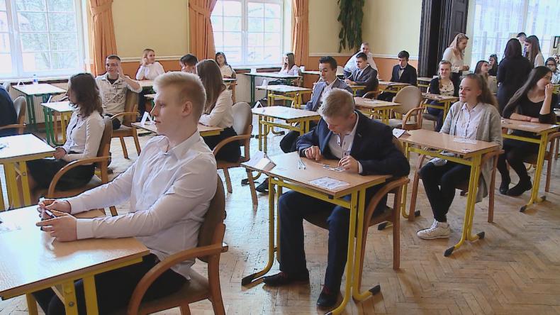 Gimnazjaliści rozpoczęli wielki sprawdzian wiedzy