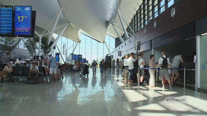 Straszył bombą na lotnisku