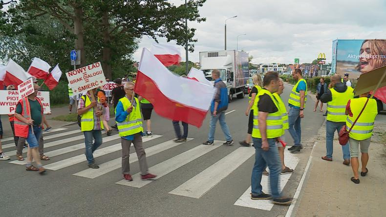 Protest armatorów rybołówstwa– zablokowana droga i korki na półwysep