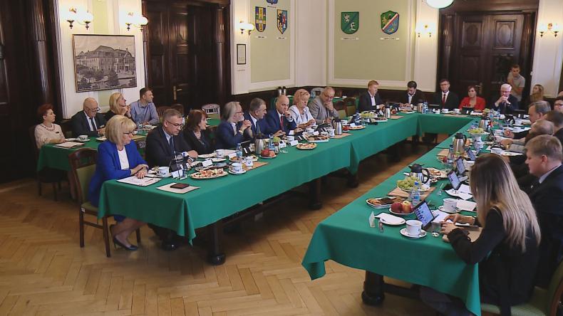 O budżecie na sesji powiatu wejherowskiego