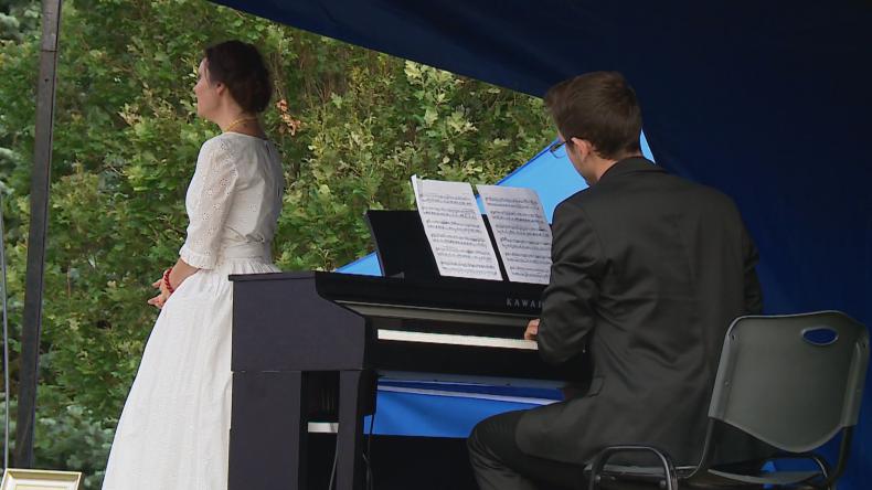 Moniuszko wybrzmiał w plenerze