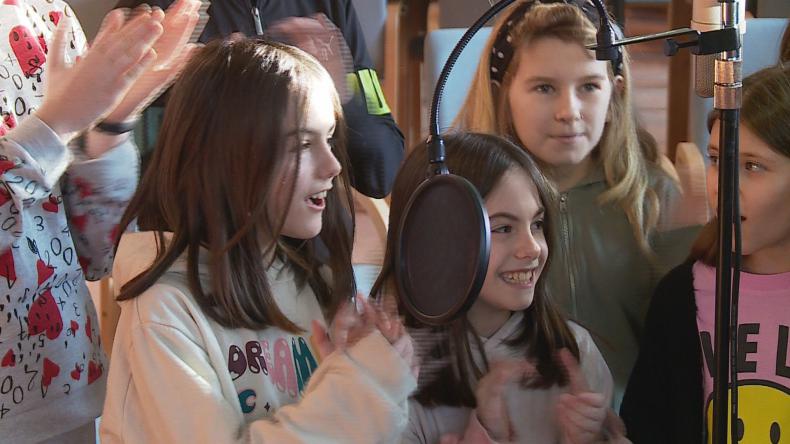 Młodzi artyści rozwijają umiejętności podczas ferii