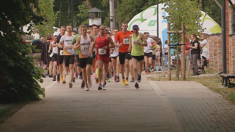 Malownicza, nadmorska trasa przyciągnęła biegaczy