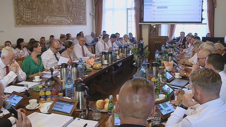 Większość za absolutorium dla Krzysztofa Hildebrandta