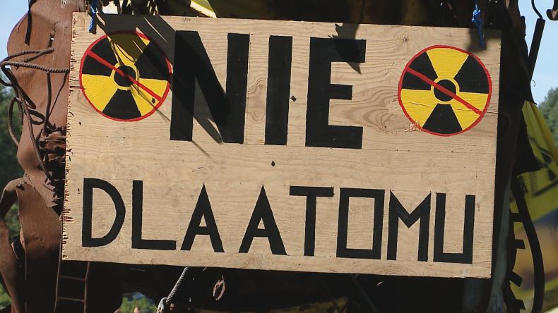 Nie wszyscy za budową "atomówki" nad morzem