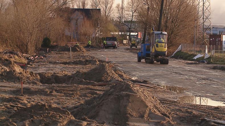 Utrudnienia na Przemysłowej dłużej niż zapowiadano