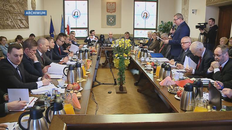 Dysputa wokół przyszłości ZUK-u