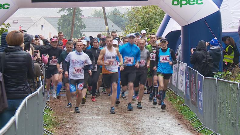 Na piątkę i w szpilkach czyli biegi w Bolszewie