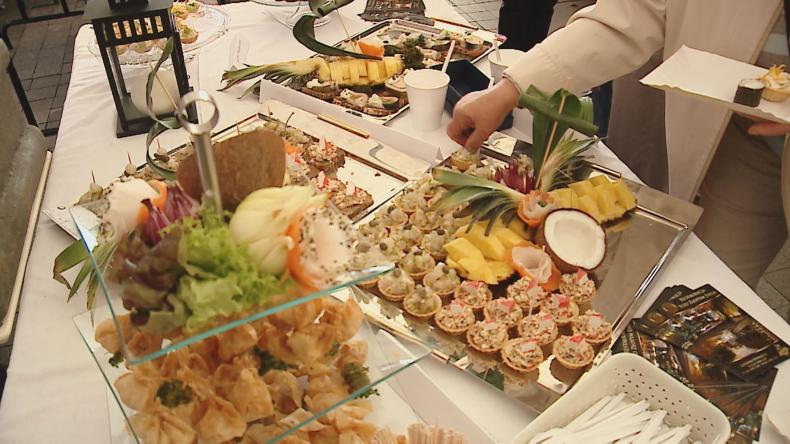 Rybne przysmaki mają kojarzyć się z Puckiem