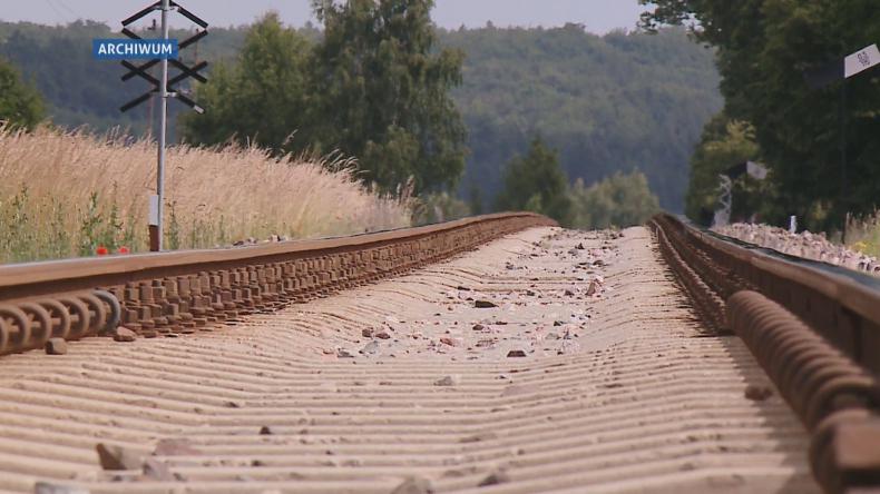 Wstrzymany ruch na kolei z Pucka do Helu