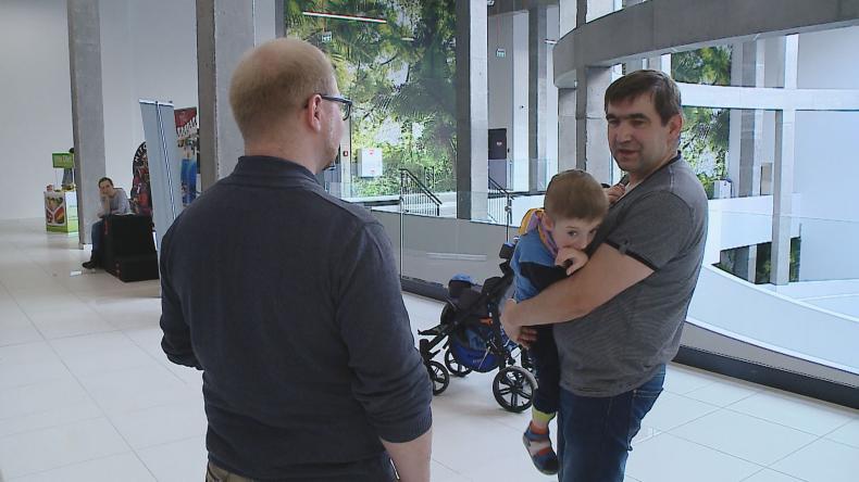 Siłownia i squash, a w tle charytatywna zbiórka