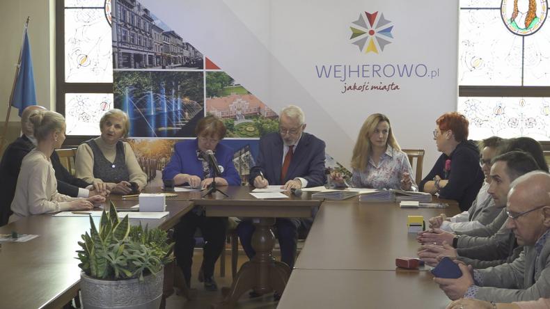 Stowarzyszenia z dotacjami na swoje działania