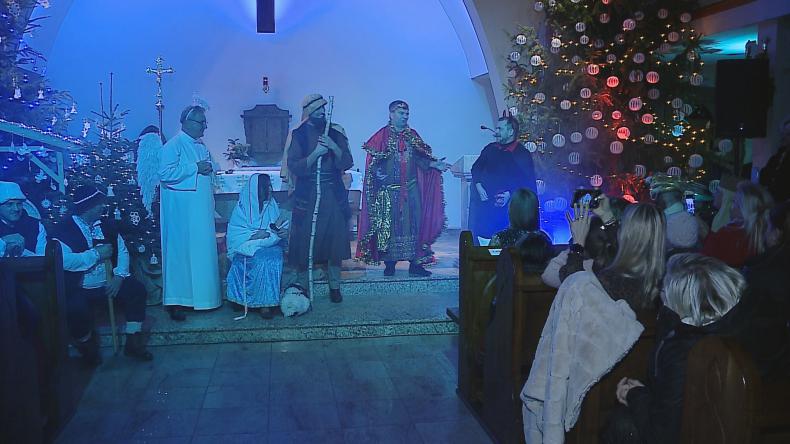 Jasełka w wykonaniu dorosłych