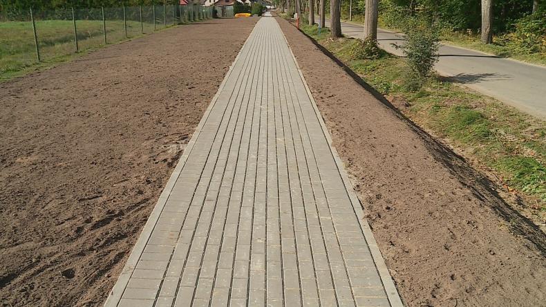 Kolejne chodniki powstają w gminie Luzino
