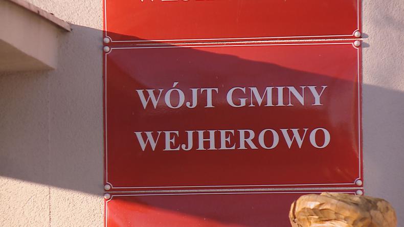 Nie pięciu, a czterech kandydatów powalczy o fotel wójta