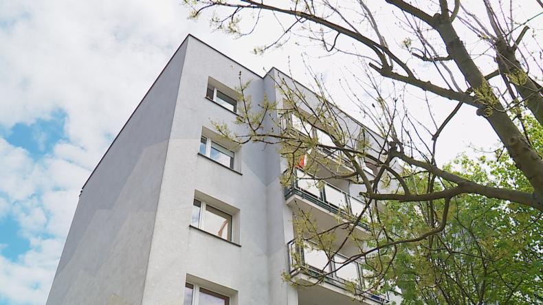 Tragedia w Pucku, z okna wypadł 20-miesięczny chłopiec