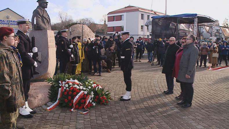 W Pucku świętowano 103. rocznicę Zaślubin Polski z Morzem
