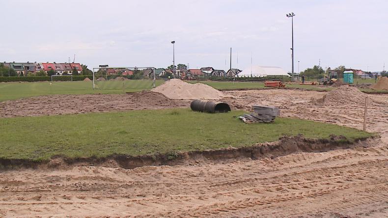 Redzki stadion dla lekkoatletów