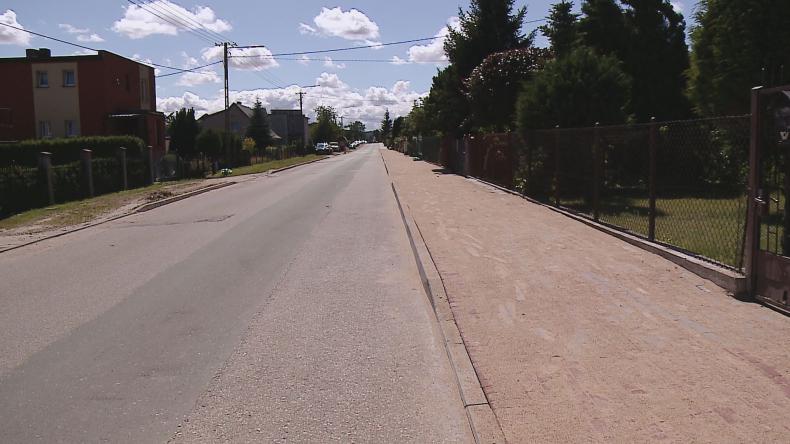 Nowy chodnik powstał dzięki zaangażowaniu mieszkańców