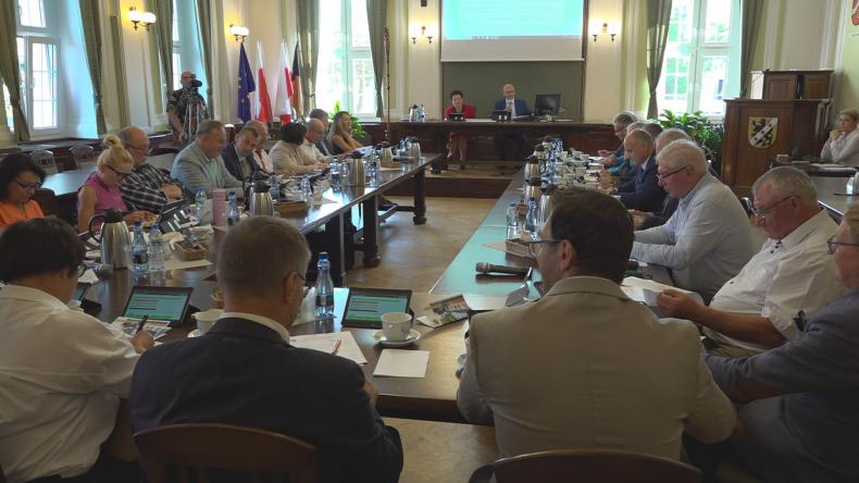 Zmiany w budżecie na sesji powiatu