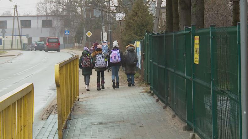 Gmina i radni chcą dwóch szkół w Bolszewie