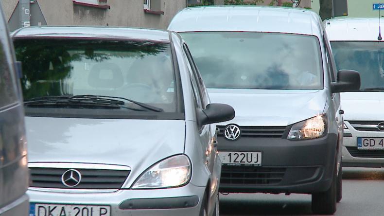 Droga na półwysep stoi. Trwa remont 216