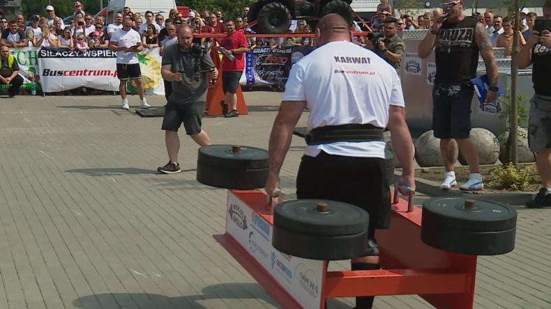 Zawody strongman w Luzinie