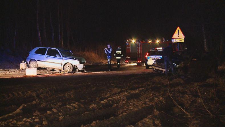 Czołówka w Łężycach. Cztery osoby poszkodowane
