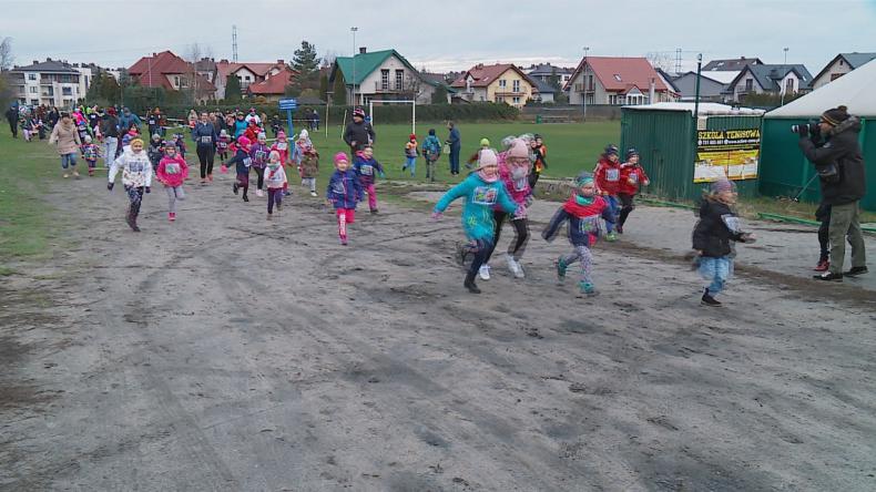 Biegiem i festynem wsparli Maćka