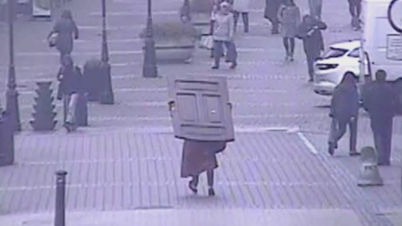 Właściciel kamienicy zgłosił kradzież drzwi