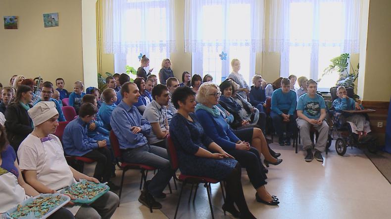 Rapują o autyzmie