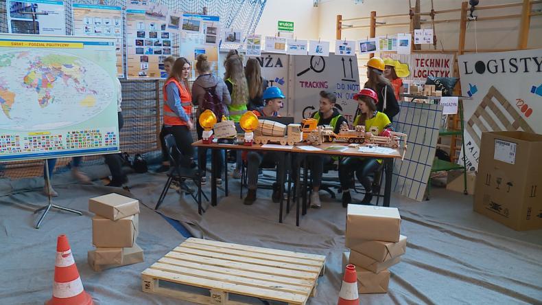 Zamiast wagarować mogli pomyśleć o przyszłości