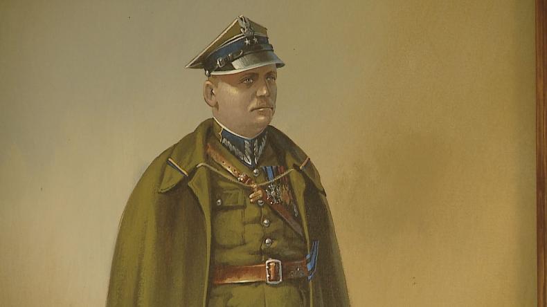 Cenne dokumenty wracają do wojska, dzięki red. Reginie Osowickiej