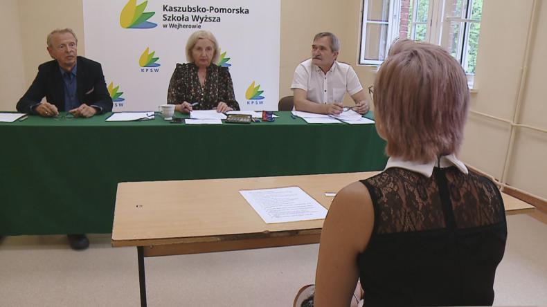 Stacjonarne obrony prac licencjackich