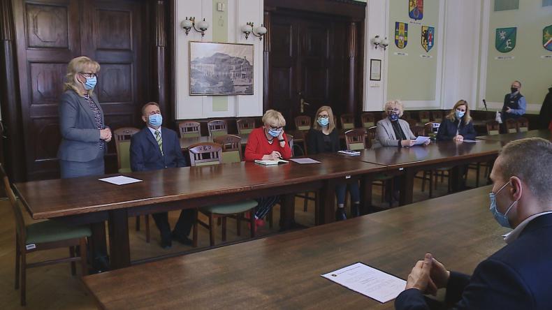 Powiatowe placówki wzbogacą się o kolejny sprzęt