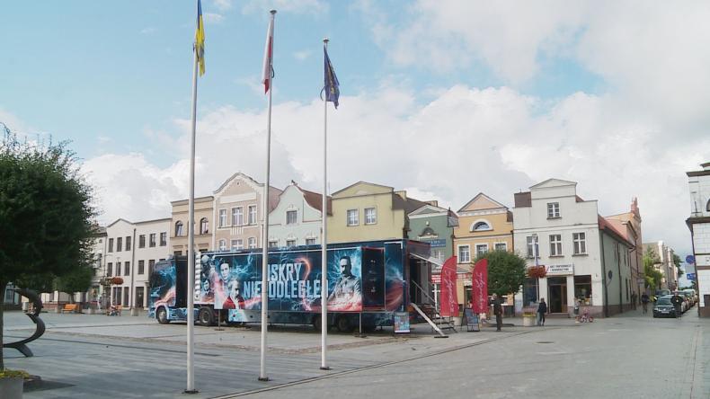 Wyjątkowa wystawa na puckim rynku