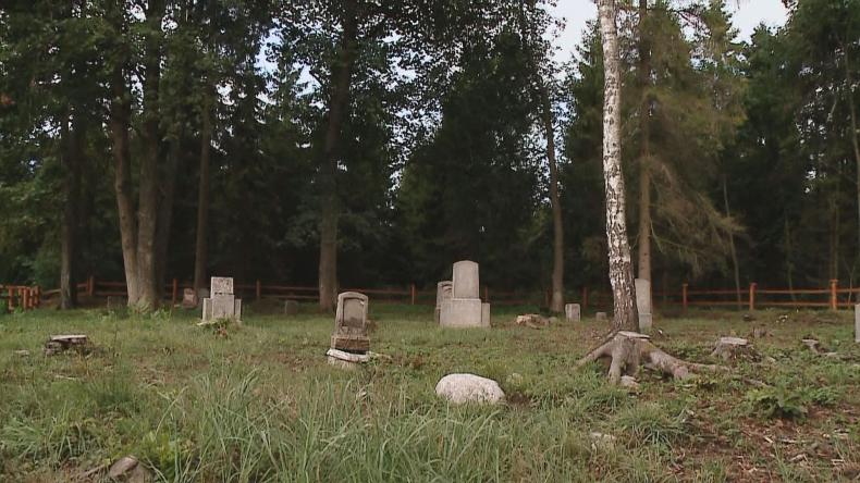 Gmina Choczewo: ludzka pamięć o zmarłych nie ginie