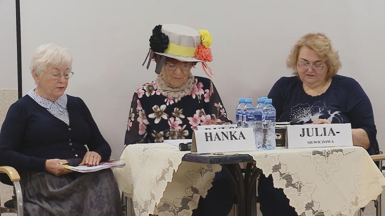 Seniorzy przeczytali fragmenty dramatu
