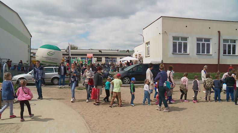 Mieszkańcy Redy bawili się na festynie