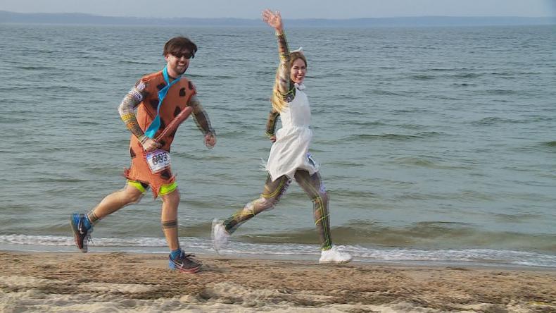 Pary zakochane w sobie i sporcie biegały w Rewie