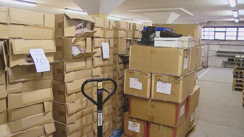 Przemycane ubrania oddali potrzebującym