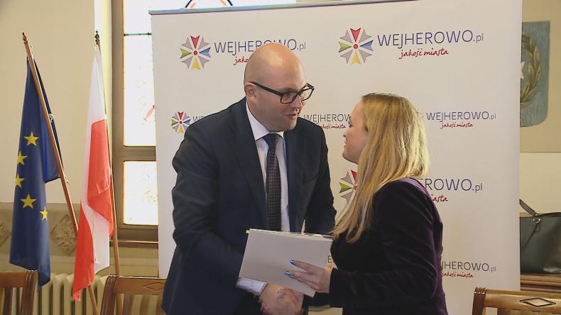 Miasto wspiera chirurgię kwotą 50 tys. zł