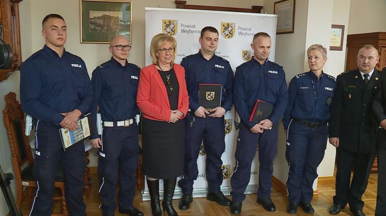 Bohaterscy policjanci nagrodzeni