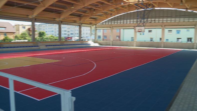 Minister nagrodził wejherowskie boisko-lodowisko