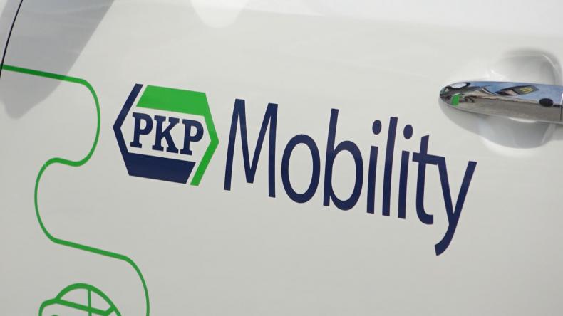 Z pociągu prosto do elektrycznego auta