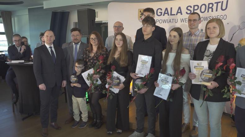 Najlepsi sportowcy nagrodzeni na powiatowej gali
